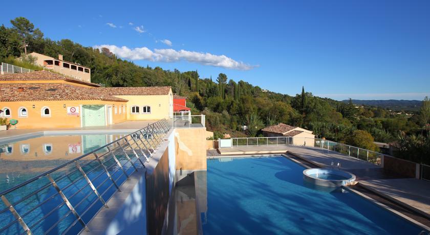 Appartement Dans Residence - Le Domaine De Camiole カリアン エクステリア 写真